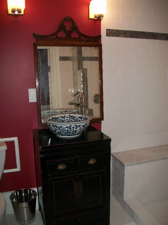 Chinoiserie Room private bath