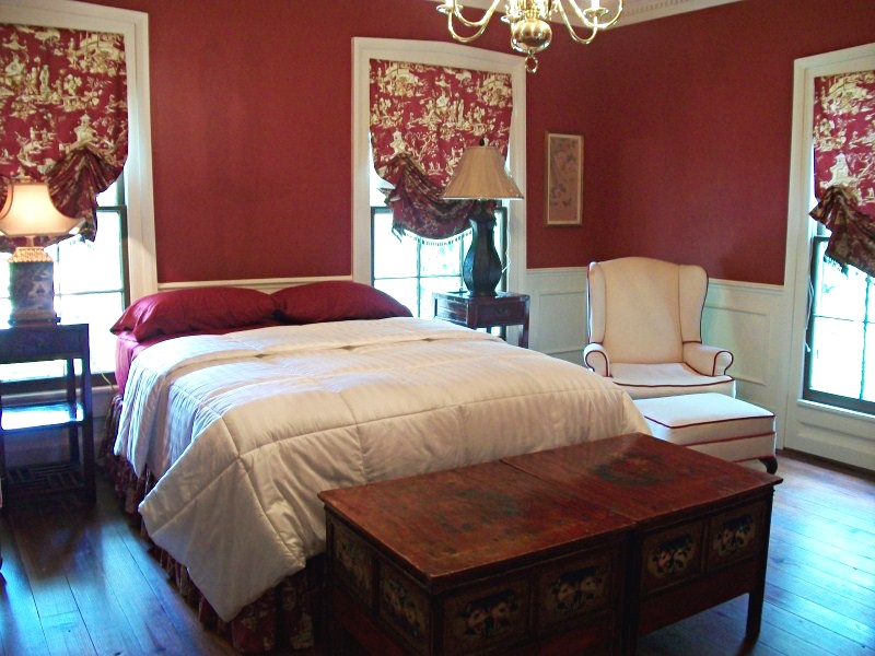 Chinoiserie Room at Bellamy Manor Bed and Breakfast in Enfield, North Carolina